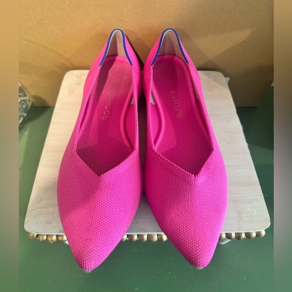 Rothys The Point Ballet Flat Dragon Fruit Pink Size 10 Womens EUC - Picture 2 of 8